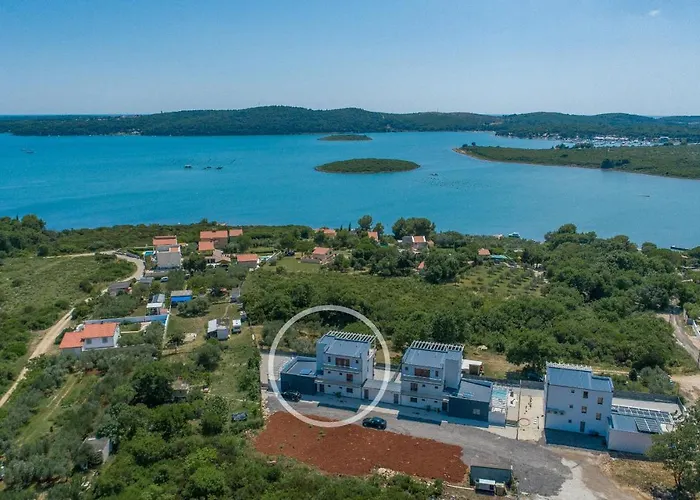 Luna Villa Pomer